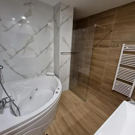 Safir 4*