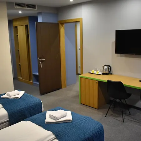 Hotel Safir 4*