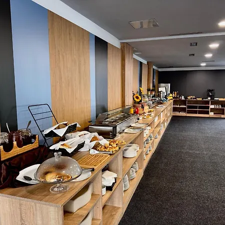 Safir Hotel 4*