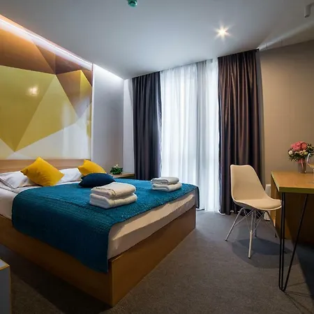 Safir 4*
